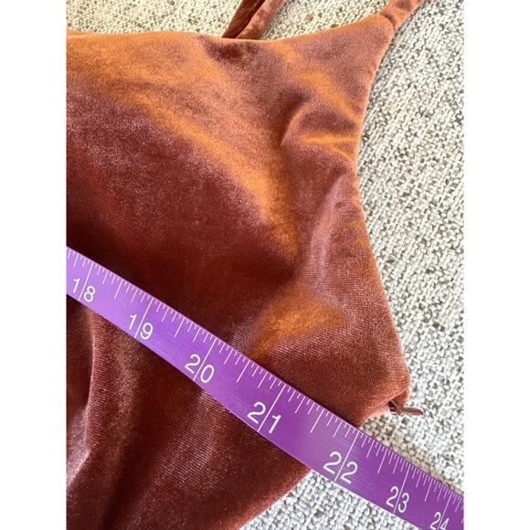 Revelry Maxine Velvet Slit Maxi Dress Gown in Rust - Size 22 - Picture 8 of 9